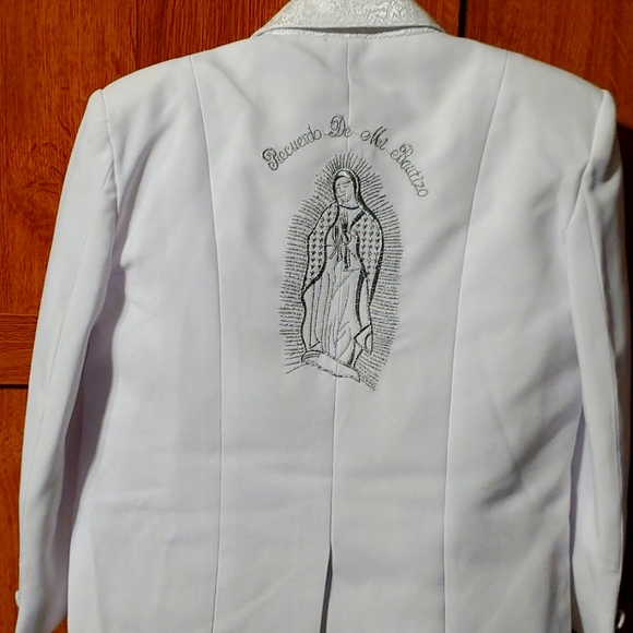 Tuxedo/Suit, boys size 5, white, Bautizo/Baptism - Picture 2 of 5